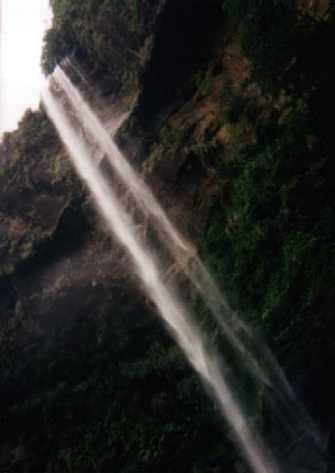 ピナイサーラ滝