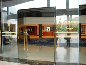 Seasons hotel Yangon